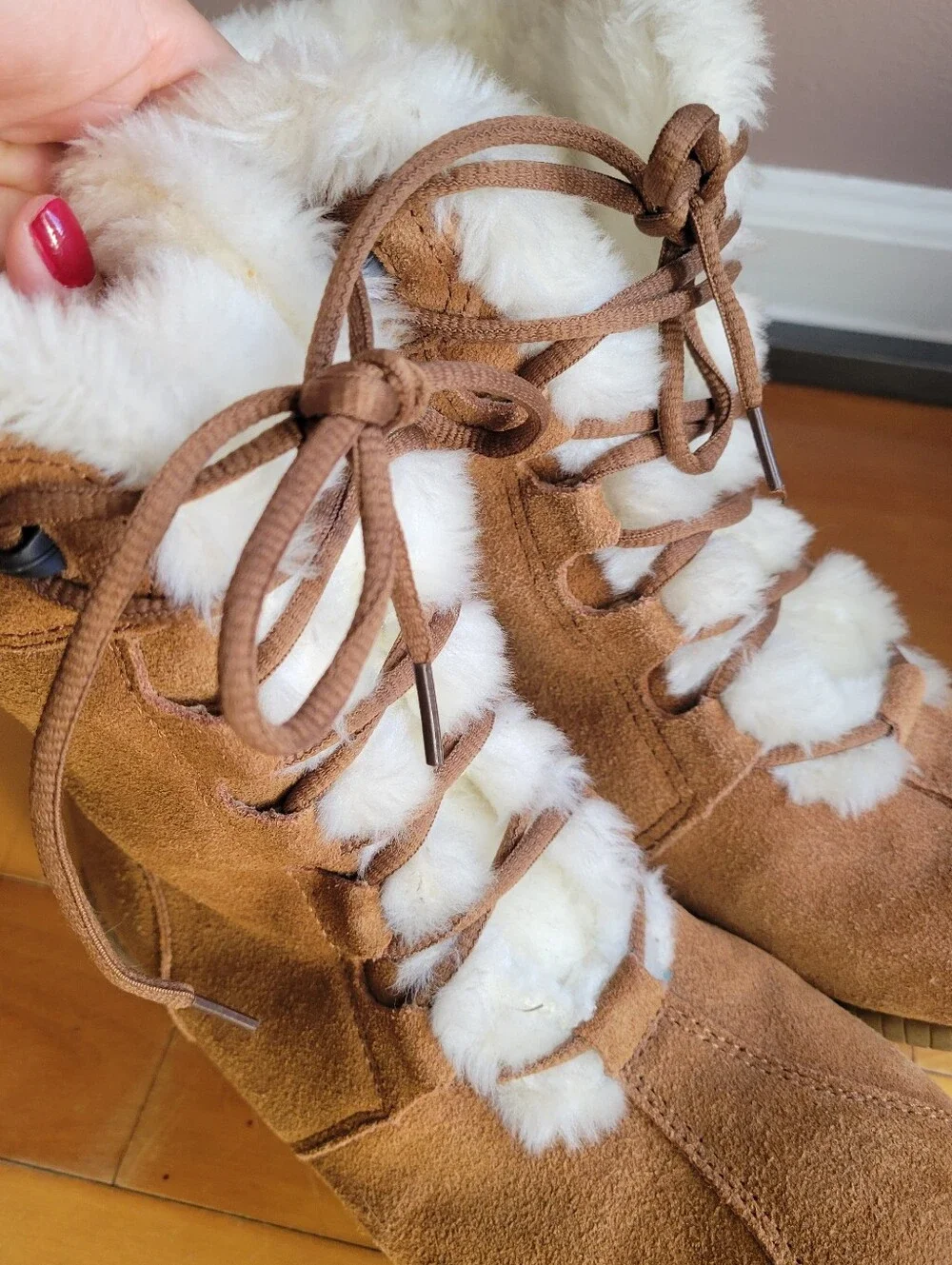 Style & Co. Casual Brown Suede lace-up Winter Boots 7M White Faux-Fur Lace Up
